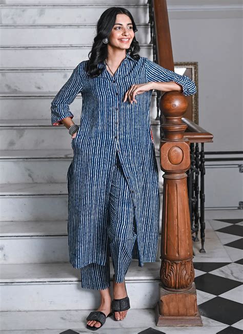 Bestselling Outfits by Savi India | April 2023