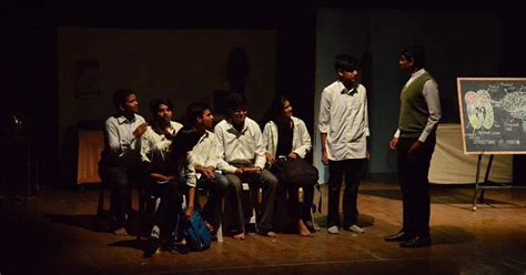 Things that made us smile: Going with the flow at improvisational comedy