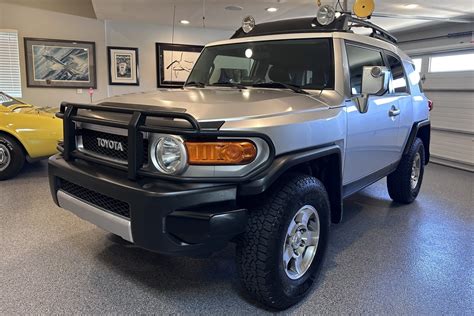 2008 Toyota FJ Cruiser 6-Speed for sale on BaT Auctions - sold for $25,250 on August 8, 2023 ...