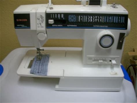 Singer Model 4562 Sewing Machine 的图像结果