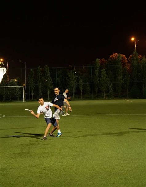 Ultimate Frisbee is a new sport of modern generation! - InAshgabat