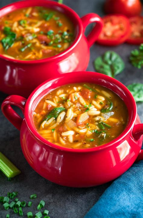 27 Healthy Low-Calorie Soup Recipes (Under 200 Calories!)