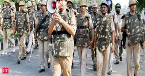 Army stages flag march in Muzaffarnagar, toll climbs to 12 - The ...