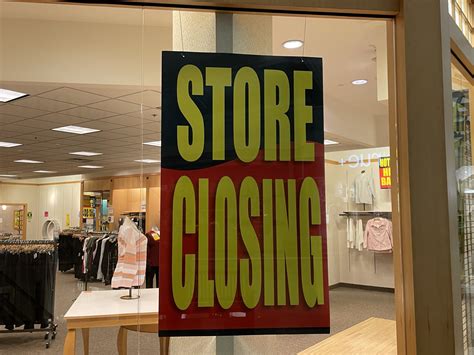 Fred Meyer, Christopher & Banks, Skechers, more close at Boise, ID mall