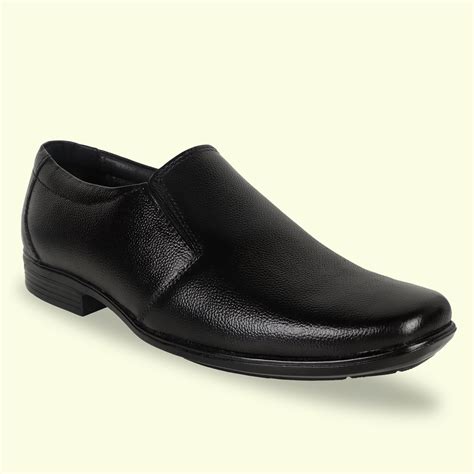 G.O.A.T Black Moccasin For Men - 1006