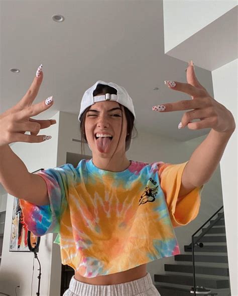 All About 16-Year-Old Charli D’Amelio, First Person To Hit 100M ...