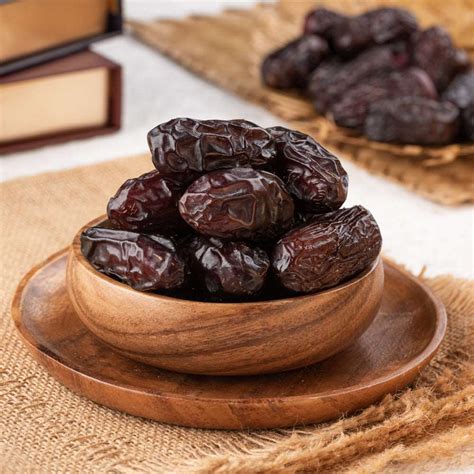 Buy Kalmi Dates Online at Best Price in India - GetMyDates