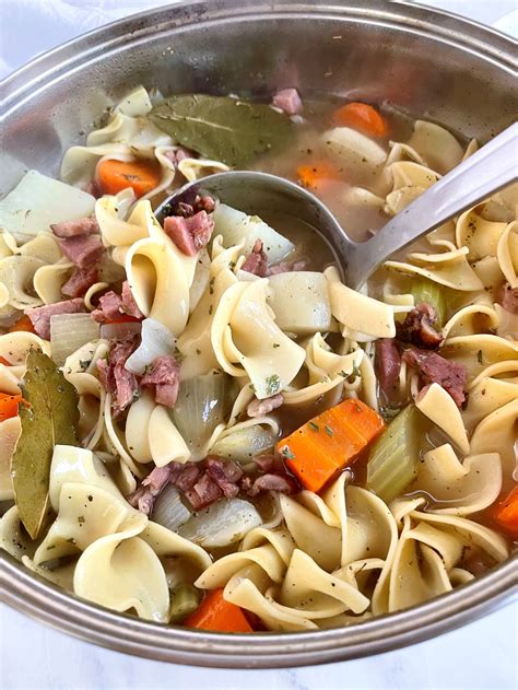 Ham and Vegetable Soup With Noodles ⋆ Seasoned by Jin