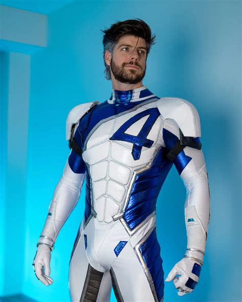 @supercosplaylover | May Your Light Forever Shine Bright! @calebweekss as Green Lantern Costume ...