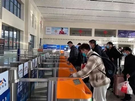 受台风“马鞍”影响 广东多地客运停运_央广网