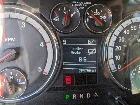 Brake Controllers for Trailers 的图像结果