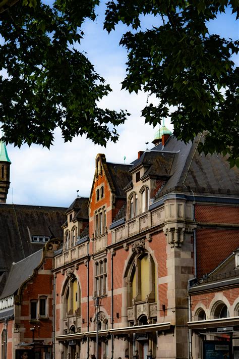 Building Front Faced 的图像结果