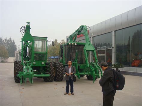 中国农机院 中国一拖多款产品亮相2021全国春季农机展