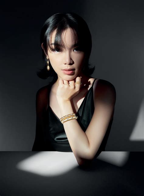 GOLDEN Aura | Vogue Singapore - fashion - Read this story on Magzter.com