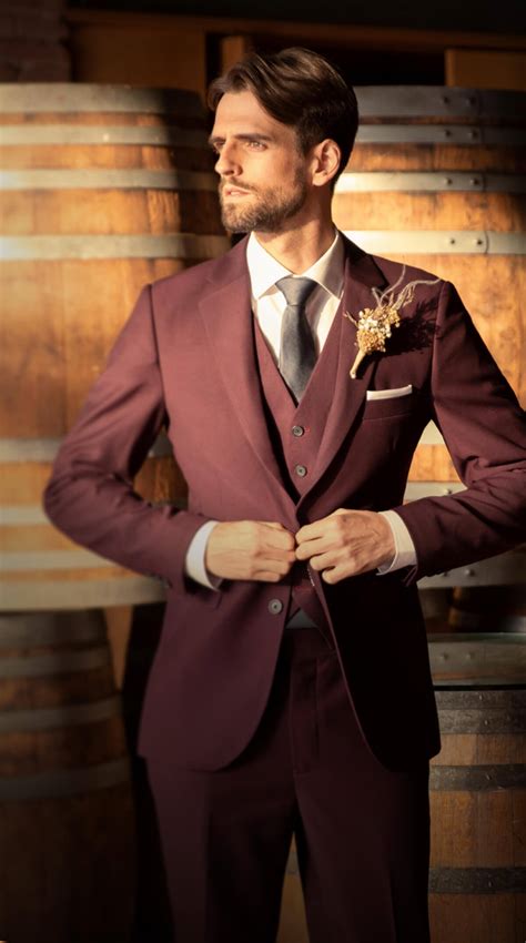 Maroon Mens Suit Evan New Arrival Burgundy One Button Velvet Fashion