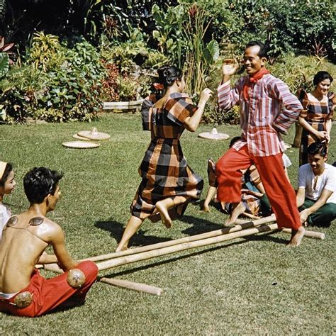 Tinikling dance philippines | Tinikling folk dance, Philippine folk ...