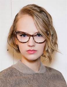 Hairstyles For Hair With Glasses by 20 Best Hairstyles For With Glasses Hairstyles And Hairstyles For Hair With Glasses