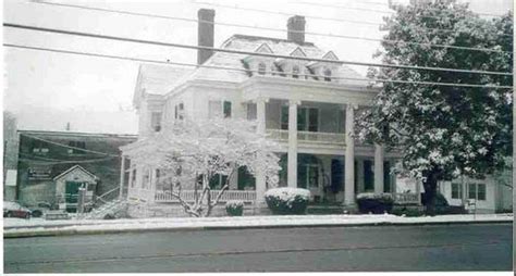 KAVANAUGH HOUSE (Lawrenceburg) - B&B Reviews & Photos - Tripadvisor