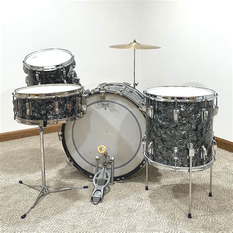 Ludwig 4 Pc, Classic Drum Set, Black Diamond Pearl, 22" Bass, 12" Small ...