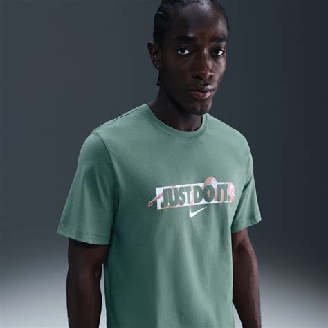 Nike Club Training & Gym Tops and T-Shirts. Nike.com