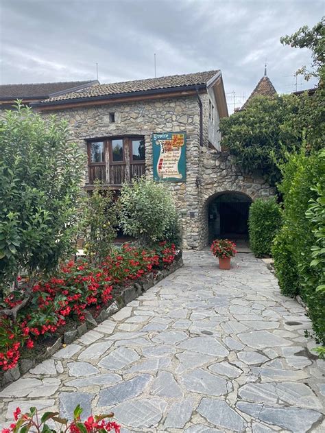 HOTEL RESTAURANT LE VIEUX LOGIS (Yvoire) - Hotel Reviews, Photos, Rate ...