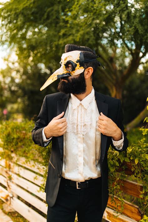 Couples Costume Ideas: Masquerade Ball - New Darlings