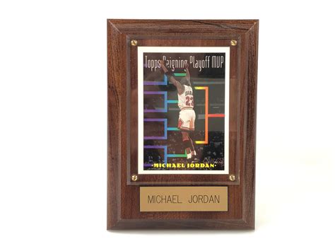 Lot - 6PC TOPPS UPPER DECK MICHAEL JORDAN CARD PLAQUES