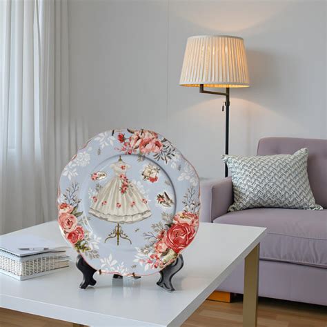 Vintage-Inspired Wall Decor Plate – Elegant Dress & Floral Design for ...