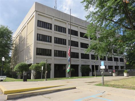 Saginaw County Courthouse (Saginaw, Michigan) - a photo on Flickriver
