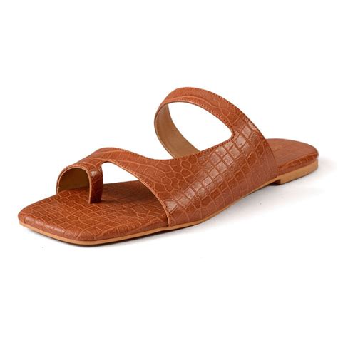 Tan Indie Flats – Dip Your Toes