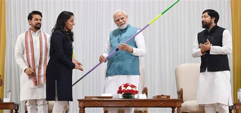PM felicitates Indian Contingent for Commonwealth Games 2022