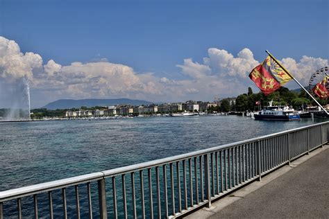 Why does Lake Geneva emit large quantities of CO2? A forgotten piece of ...