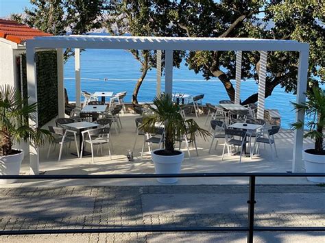 ROCKY BEACH (Novi Vinodolski) - B&B Reviews, Photos, Rate Comparison ...
