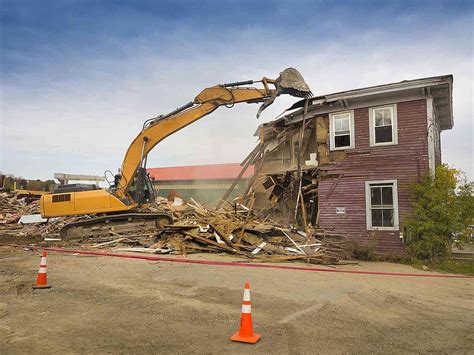 New House Demolition Fail 的图像结果