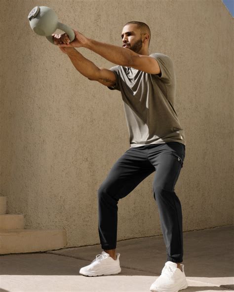 Fleet Sport Jogger | Men's Black Lightweight Joggers | Vuori