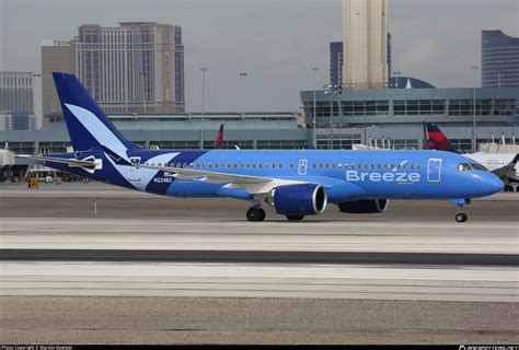 N224BZ Breeze Airways Airbus A220-300 (BD-500-1A11) Photo by Martijn ...
