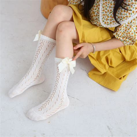 Couture Socks for Princess - Blossom Bows in White – Crazy Toes