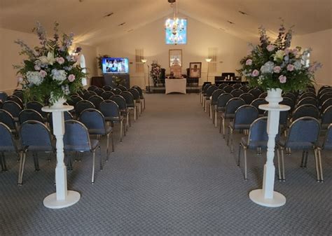Rinehart & Sons Funeral Home | Jesup