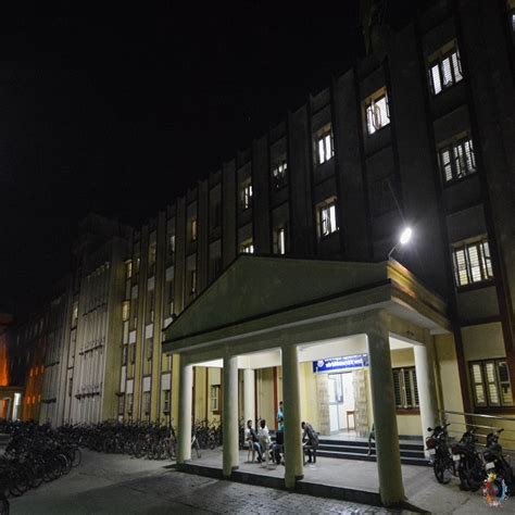 Hostels - Gallery | Indian Institute of Technology (BHU)