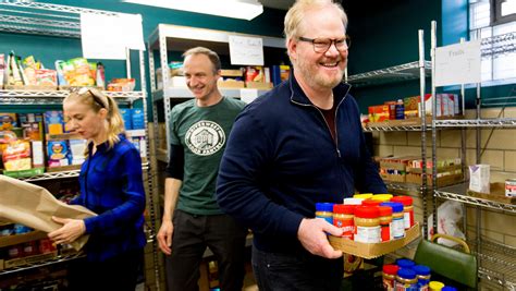 Comedian Jim Gaffigan raises $70,000 for food pantry