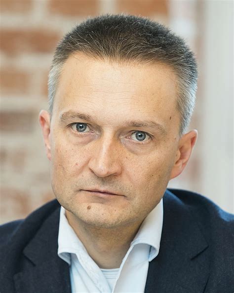 Nexera ma trzy lata. Zaczyna przejęciaTELKO.in