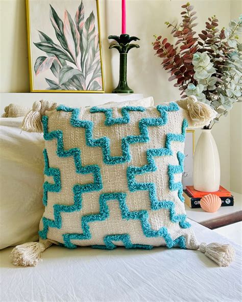 Blue lines Cushion Cover – Casarella