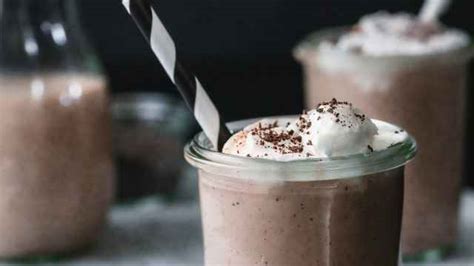 10+ Best Milkshake Jokes - Worst Jokes Ever