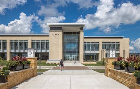 Ankeny Kirkendall Public Library - OPN Architects