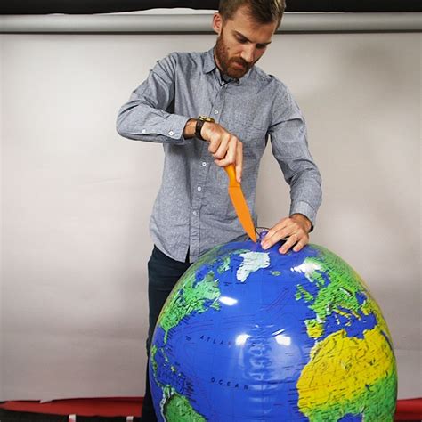 Spherical World Map 的图像结果