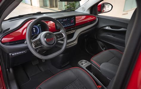 Fiat 500e: The Electric Car That Brings La Dolce Vita to America | Electric Hunter