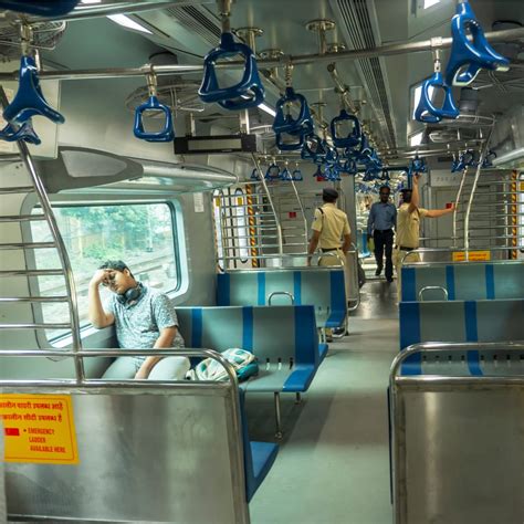 New AC Local Train Western Line 的图像结果