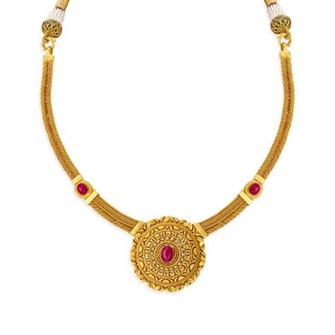Traditional Elegant Gold Necklace Set