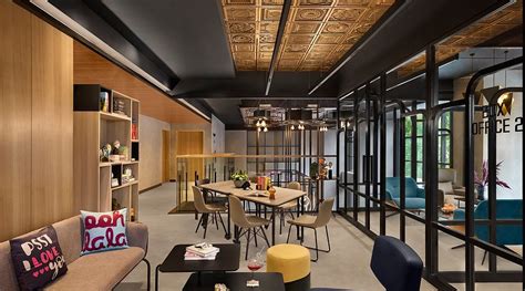 MOXY MUMBAI ANDHERI WEST - Hotel Reviews, Photos, Rate Comparison ...