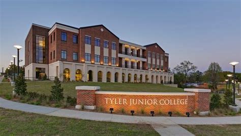 Tyler Junior College Office Photos
